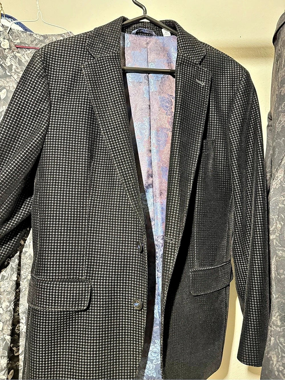Men's Geometric Sport Coat Size 40R Like New